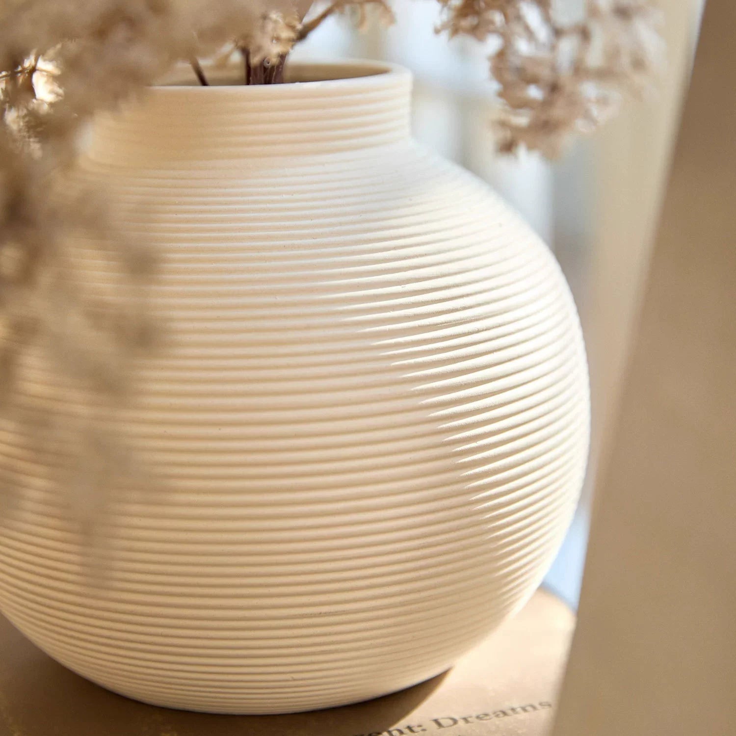 Minimalist Ribbed Ceramic Vase — Matte White Textured Collection